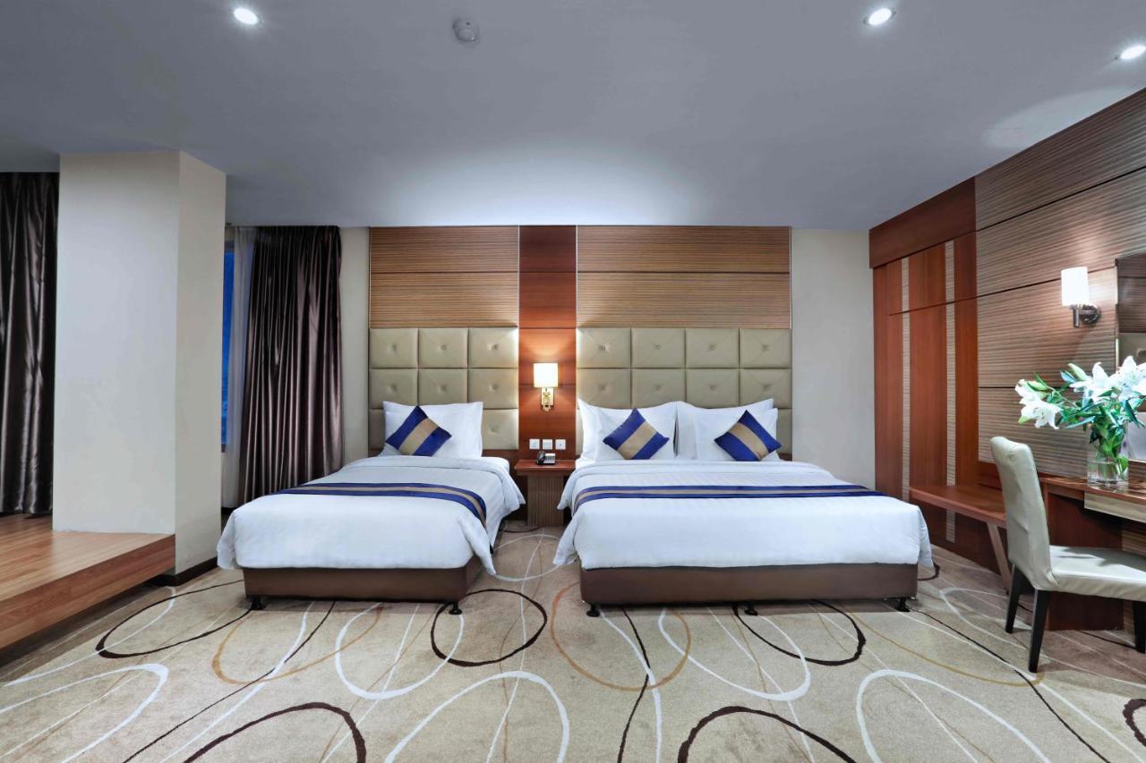 Aston Gideon Batam 3*